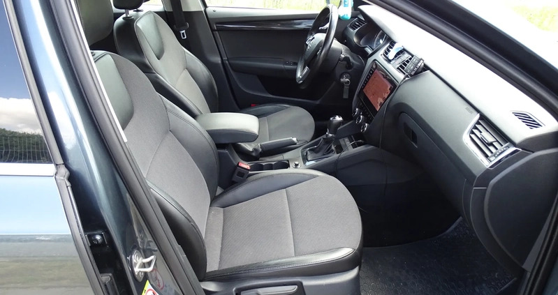 Skoda Octavia cena 46900 przebieg: 235465, rok produkcji 2018 z Częstochowa małe 436